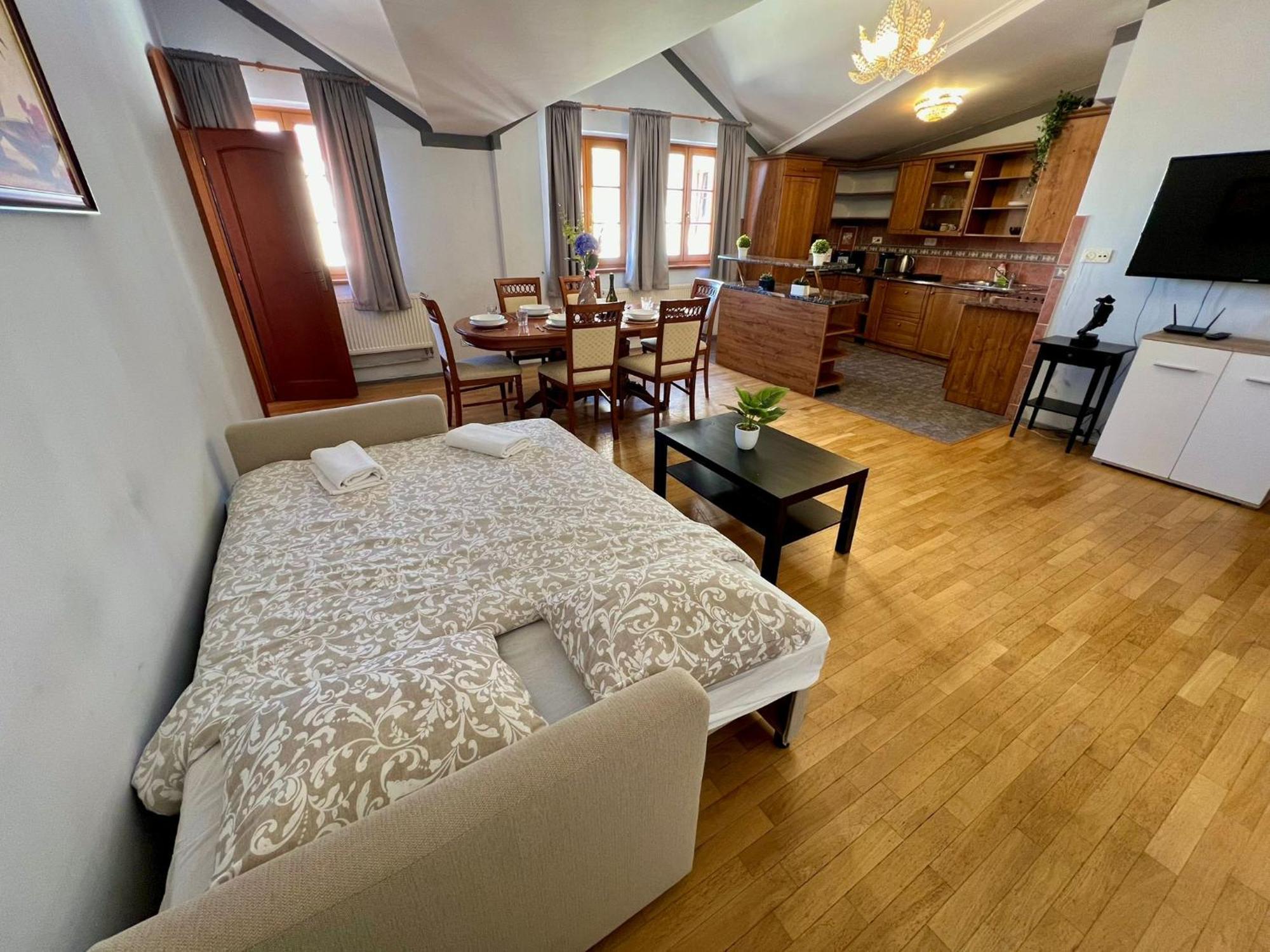 Comfortable 3 Bedroom In The Heart Of